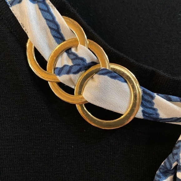 August Silk Black Stretch Top, P/S - Picture 3 of 6